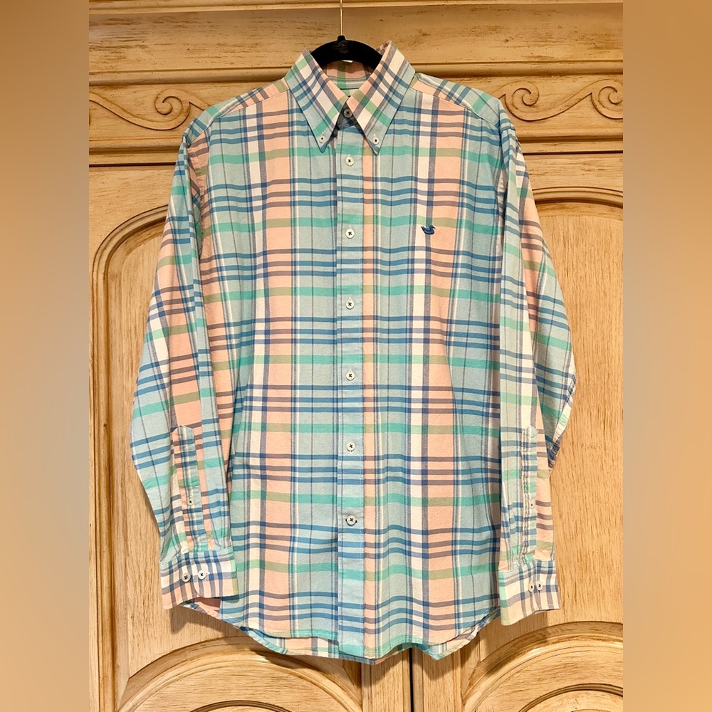 Southern Marsh • Men’s Size M • Pastel Plaid Buttondown
